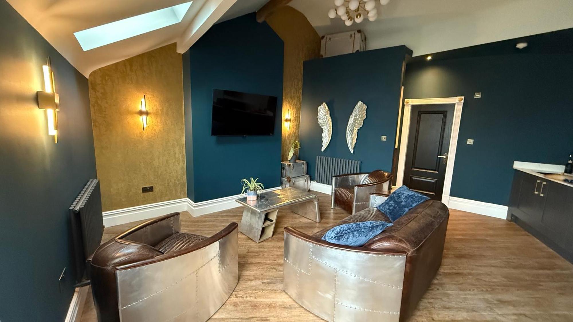 The Loft At One Luxury Penthouse Apartment Wigan Bagian luar foto